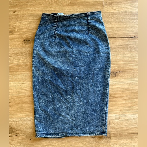 Judy Blue Dresses & Skirts - Judy Blue Dark Blue Pencil Skirt- size Medium